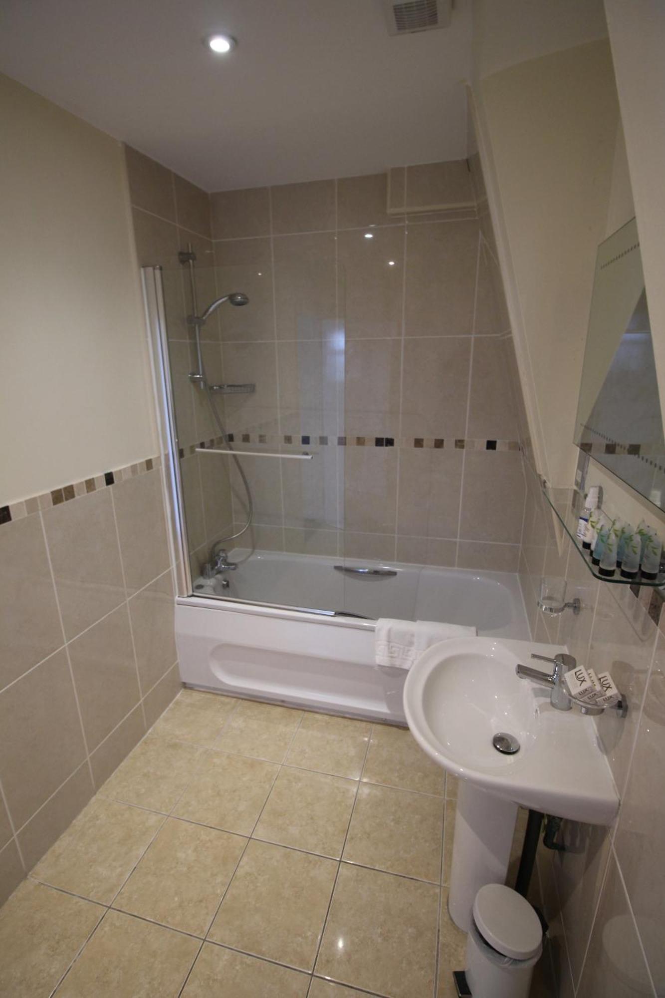 Bed and Breakfast The Woodvale Каус Екстер'єр фото